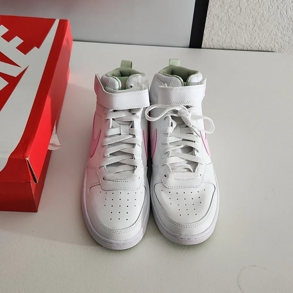Nike Court Mid Size 7Y or 8.5 women pink white New
